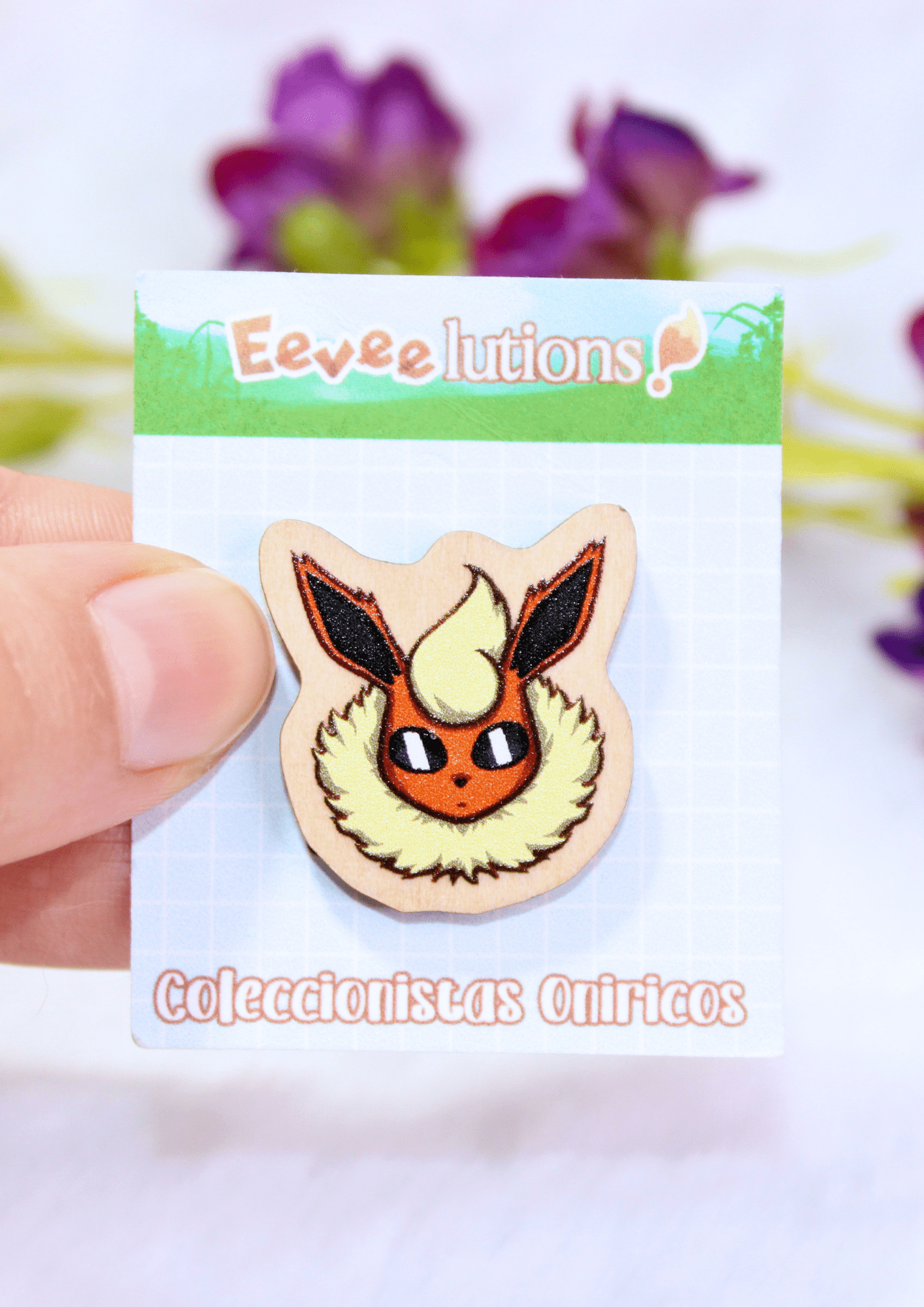 Pin de madera inspirado en Flareon - Imagen 2