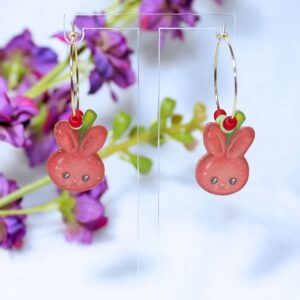 Pendientes de aro de Cerejitos ( Fusión de conejo y cereza) de nuestra colección original Fruit x Animals